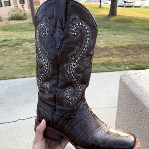 🤠SOLD🤠 Faux Snakeskin Cowgirl Boots